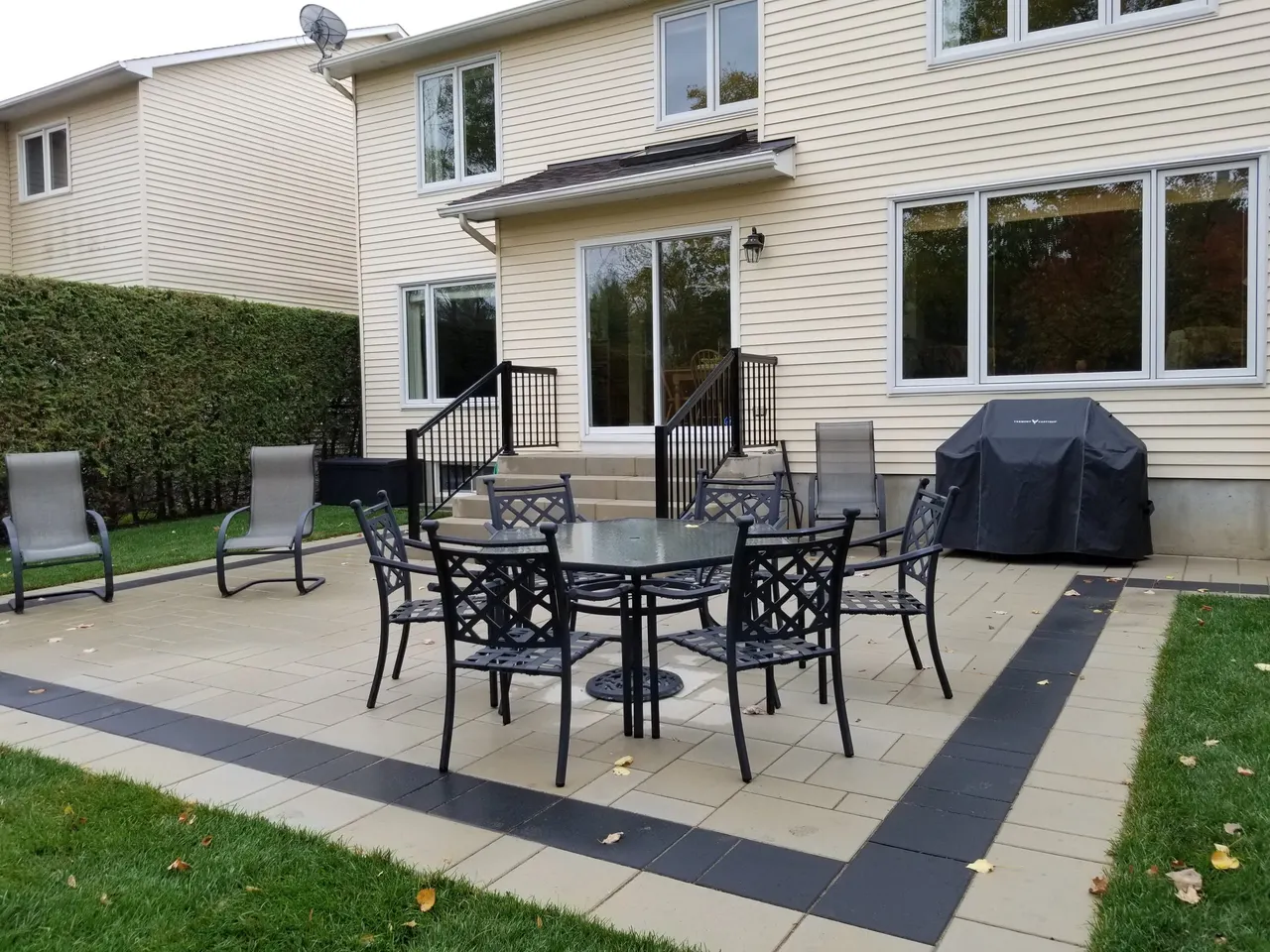Hardscape and landscape construction in Carp (West Carleton), ON by ALM